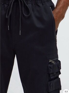 Fashion Nova Black Men's Cargo Pants with Zippered Pockets